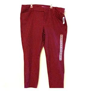 Old Navy  Mid-Rise Pixie Pants-Never Worn